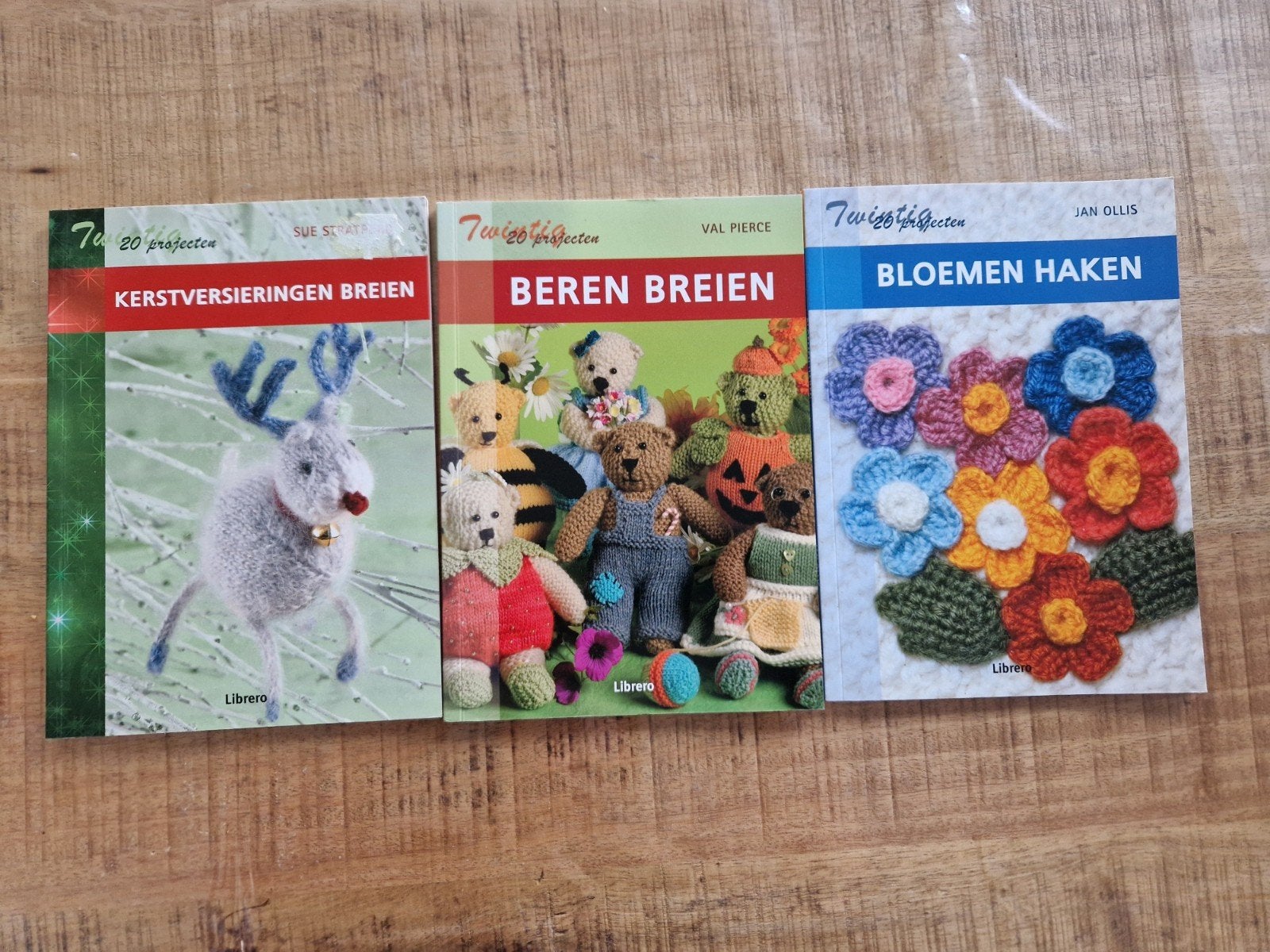3 boeken haken en breien bundel, Ophalen of Verzenden, Zo goed als nieuw, Natuur algemeen