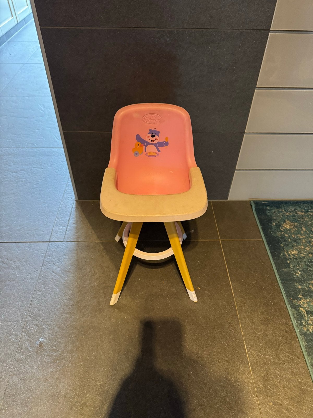 Roze kinderstoel met vrolijke beer opdruk, Ophalen, Gebruikt, Overige typen
