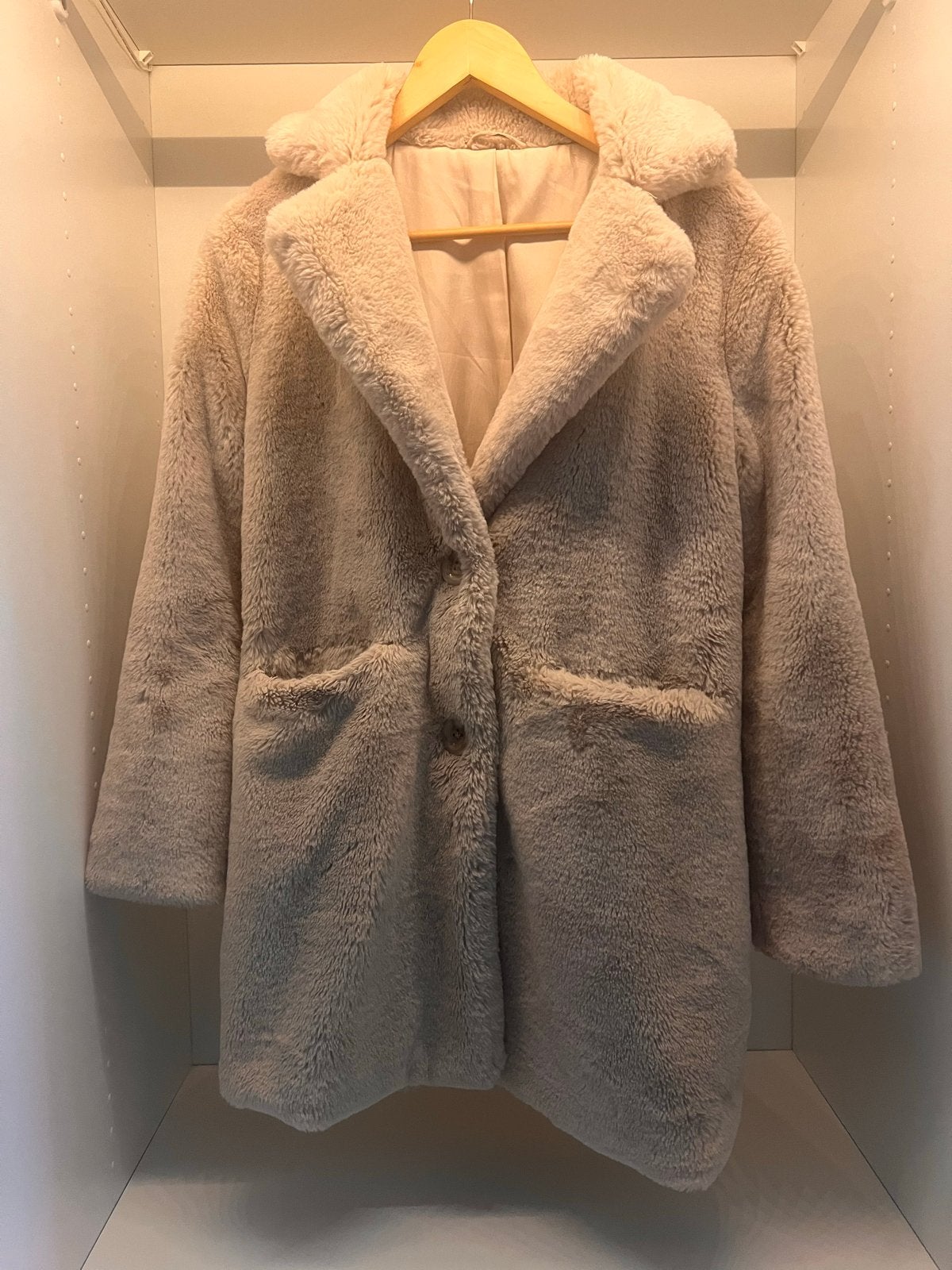 Mooie beige winterjas, zo goed als nieuw, Kleding | Dames, Ophalen of Verzenden, Zo goed als nieuw, Maat 38/40 (M), Beige