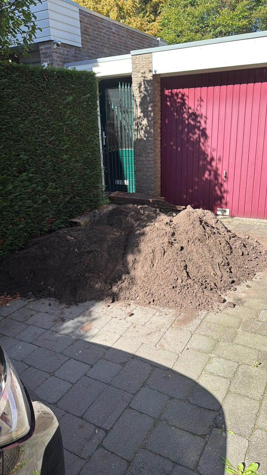 Gratis zwarte grond af te halen, Ophalen, Zo goed als nieuw, Overige typen