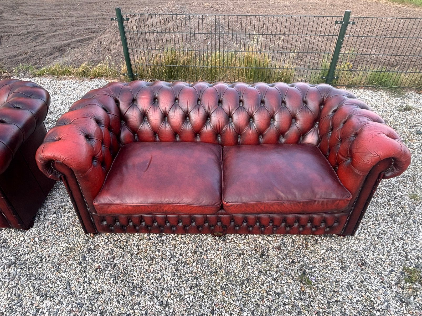 Chesterfield 2,5 zits bank rood oxblood leder vintage, Ophalen, Gebruikt, Vintage / Chesterfield, Tweepersoons