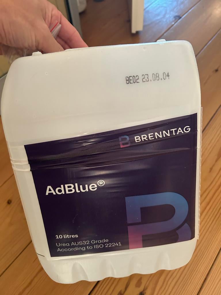 10 liter AdBlue - Brenntag - Nieuw, Ophalen, Nieuw, Universele onderdelen