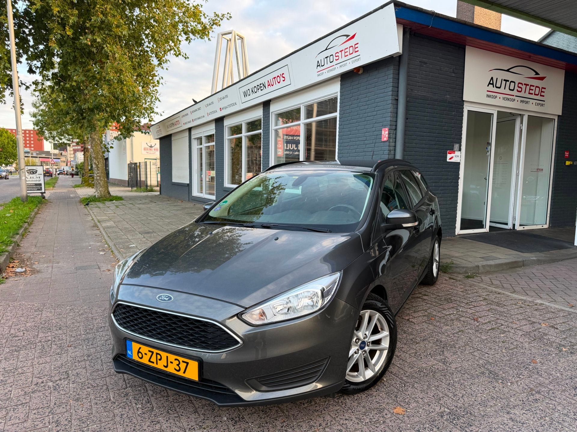 Ford Focus Wagon 1.0 Trend Edition|NAVI|CRUISE|PSENSOR|BOEKJ, Auto's, 101 pk, Gebruikt, Euro 6, Origineel Nederlands