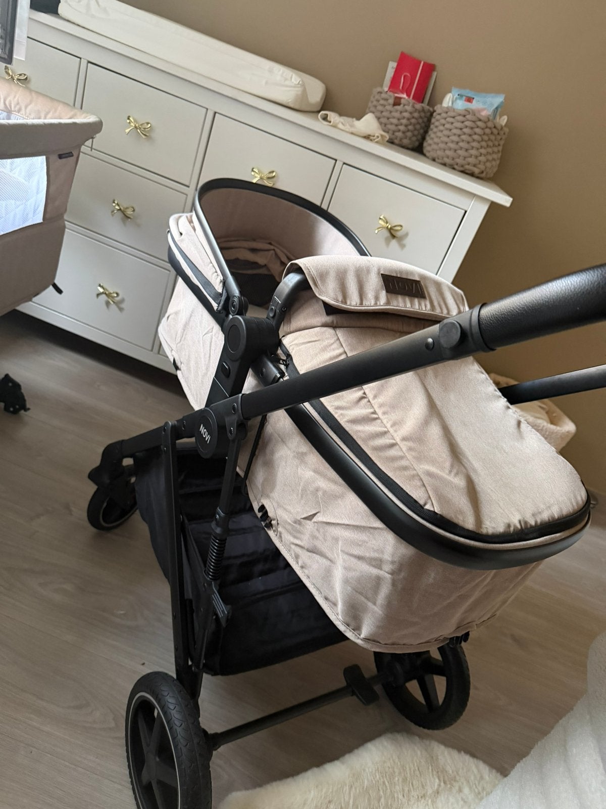 Kinderwagen novi, Ophalen of Verzenden, Zo goed als nieuw