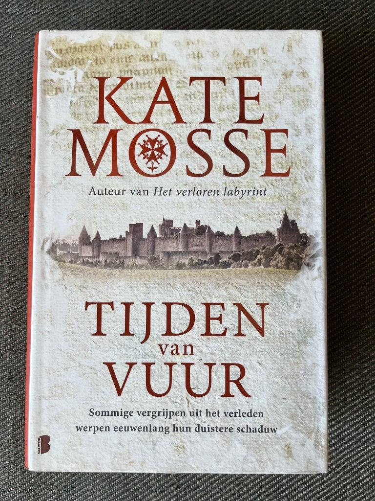 Kate Mosse - Tijden van vuur. (Hardcover), Boeken, Ophalen of Verzenden, Zo goed als nieuw, Kate Mosse