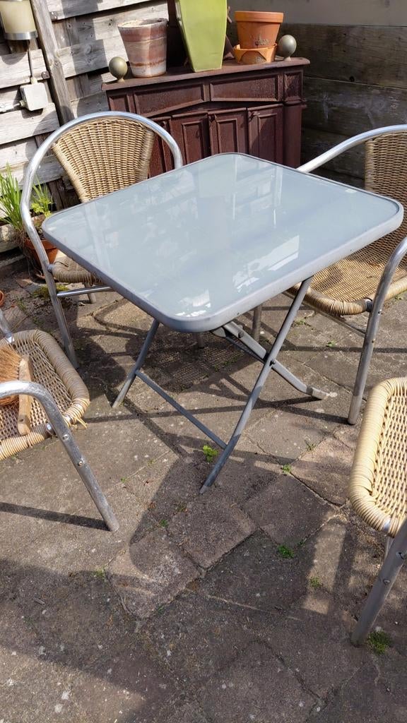 2x glazen tuintafel, Tuin en Terras, Tuinsets en Loungesets, Ophalen, Gebruikt, Aluminium, 4 zitplaatsen