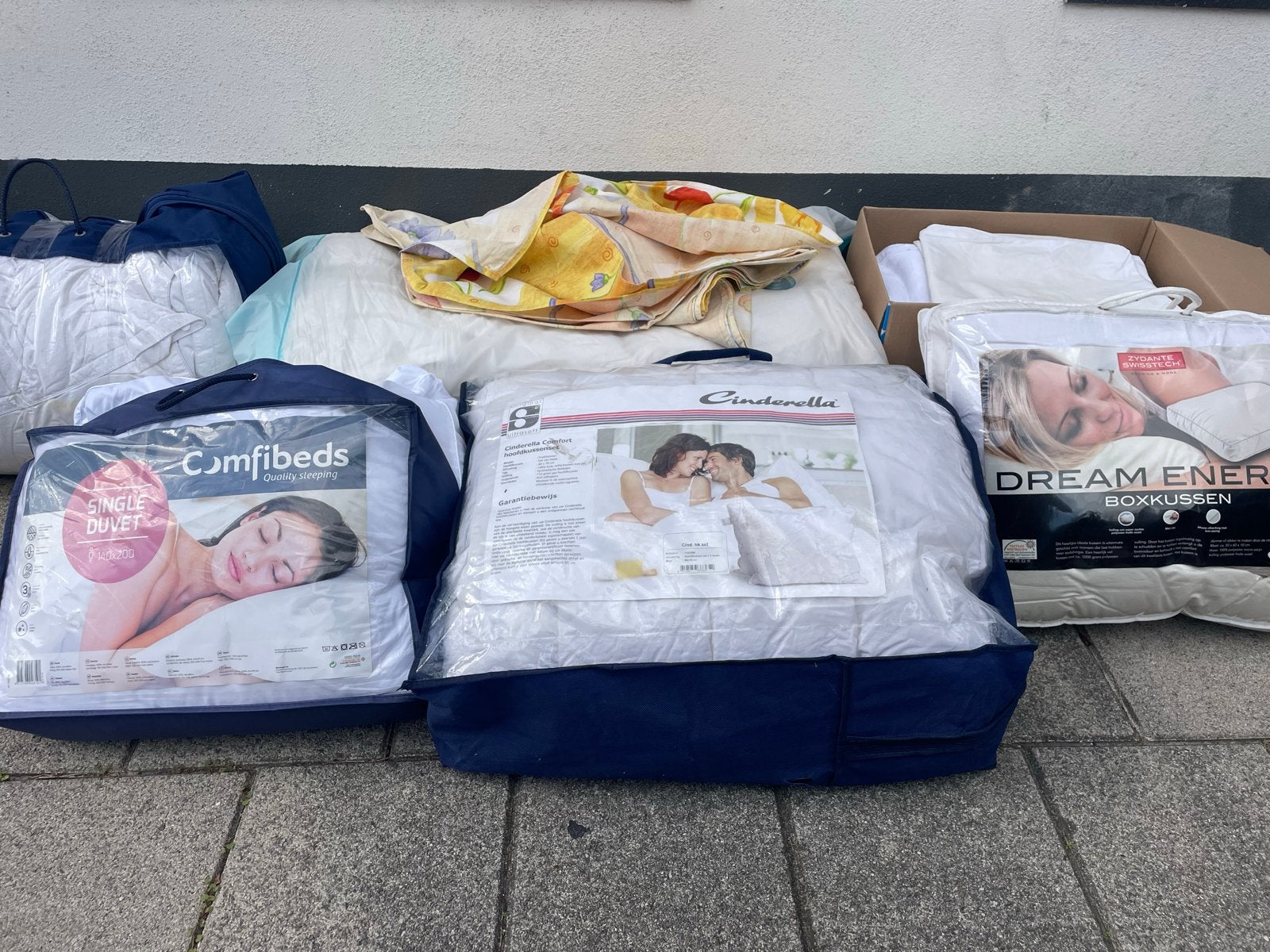 Kwalitatieve set slaapkussens, dekbedovertrekken en lakens, Ophalen, Gebruikt, Eenpersoons, Dekbedovertrek
