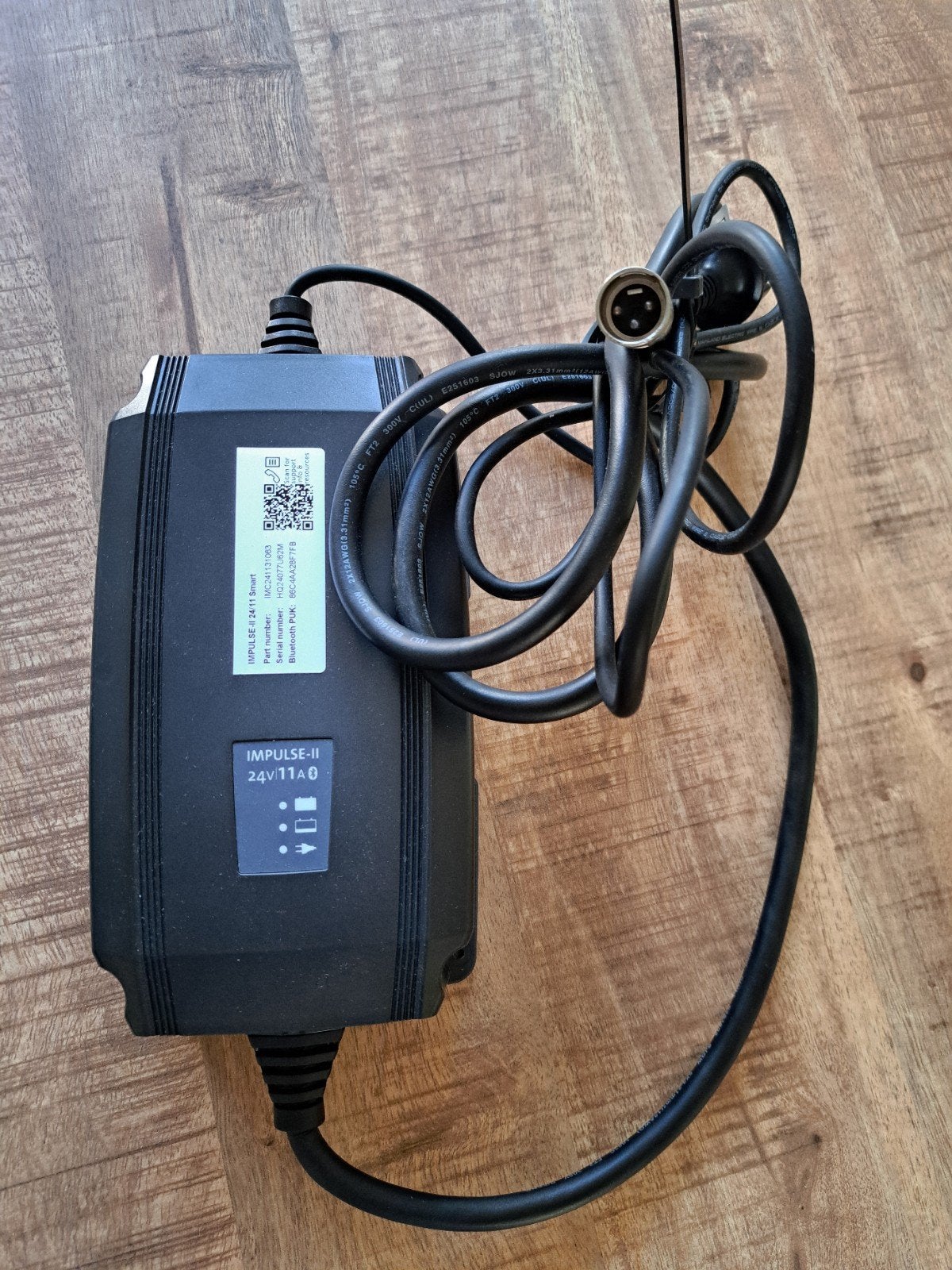 Pride scootmobiel oplader: Impulse-II -  24v 11A, Ophalen of Verzenden