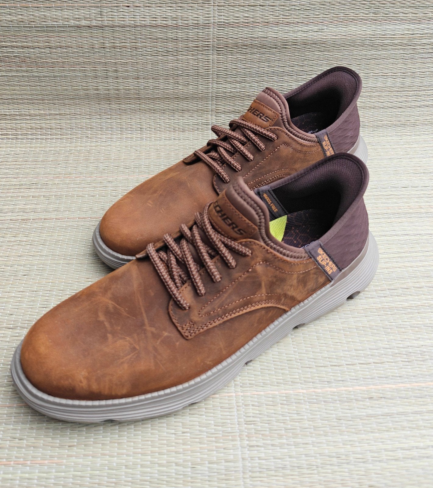 SKECHERS slip-ins Arch cognac maat 44 NIEUW!, Bruin, Nieuw, Ophalen of Verzenden, Skechers