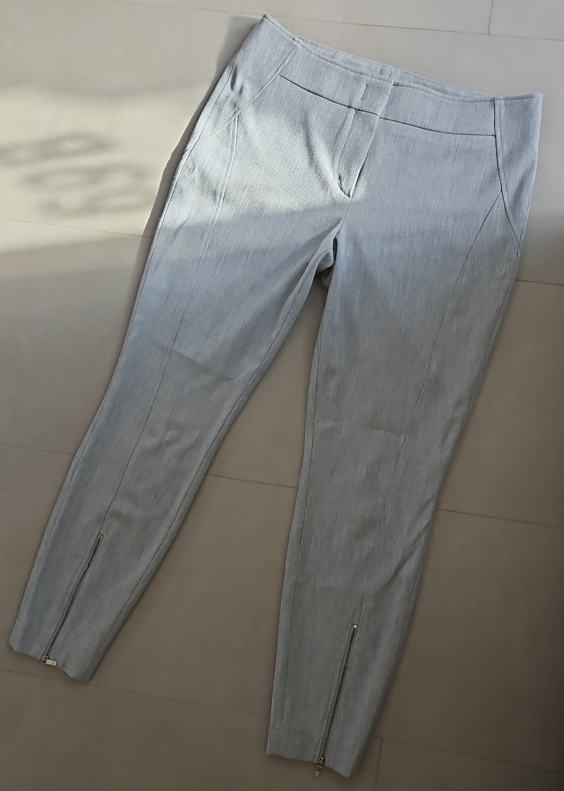Luxe Gemêleerde Grijze Pantalon van Riani Maat 40 (L), Maat 38/40 (M), Nieuw, Ophalen of Verzenden, Grijs