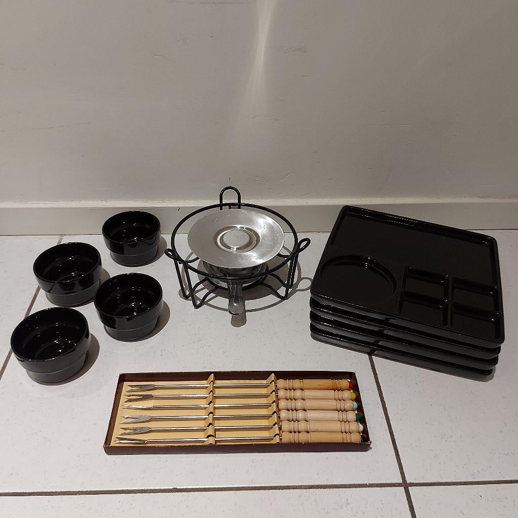 4-persoons zwarte fondueset incl. toebehoren: vorkjes+bakjes, Ophalen of Verzenden, Zo goed als nieuw, Brander, Fondueset