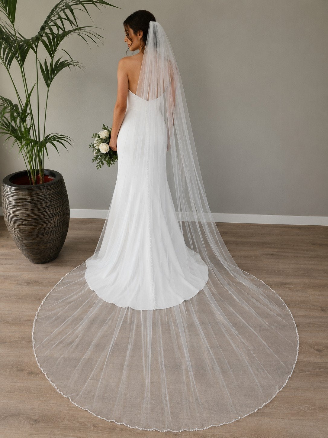 prachtige sluier nieuw ivory kraaltjes afgewerkt, Kleding | Dames, Trouwkleding en Trouwaccessoires, Ophalen of Verzenden, Zo goed als nieuw