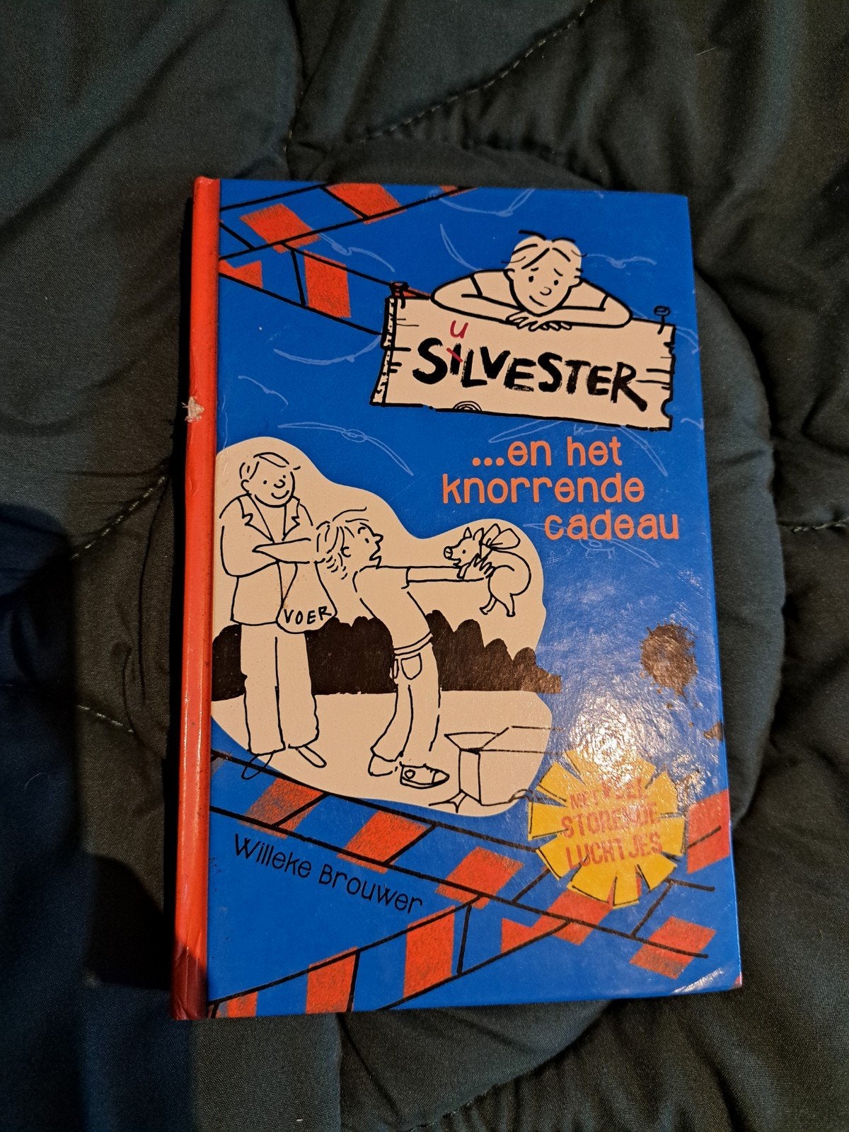 Silvester ...en het knorrende cadeau - Willeke Brouwer, Boeken, Kinderboeken | Jeugd | onder 10 jaar, Ophalen, Gelezen, Willeke Brouwer