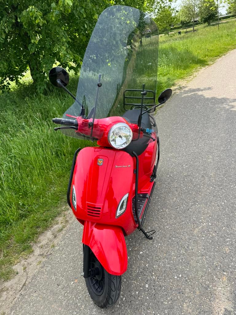 La Souris Sourini R 2021, Ophalen, Zo goed als nieuw, Benzine, Vespa