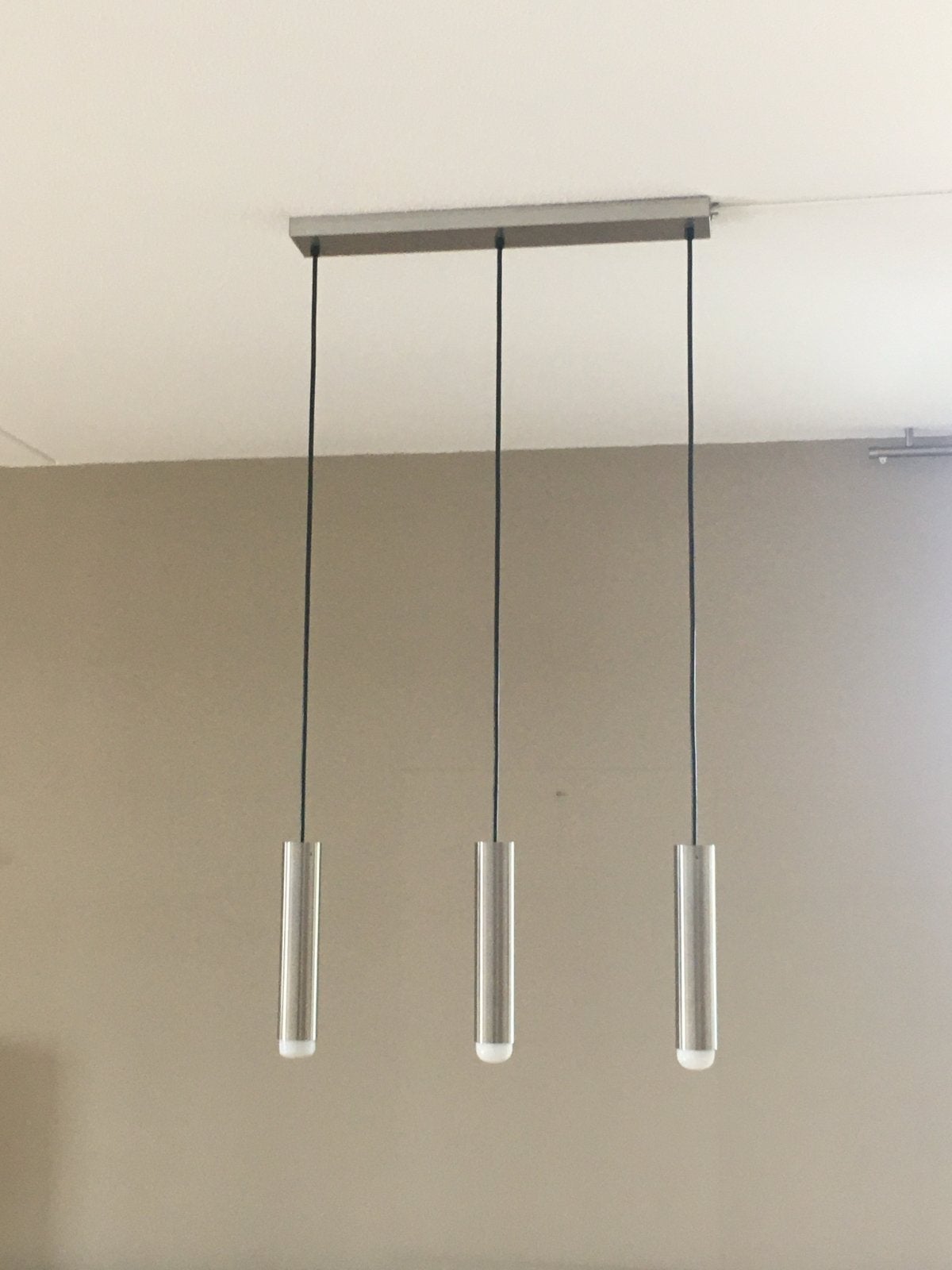 Dijkos Hanglamp met 3 Geborsteld RVS Buisjes, Huis en Inrichting, Lampen | Hanglampen, Ophalen of Verzenden, Gebruikt, Metaal