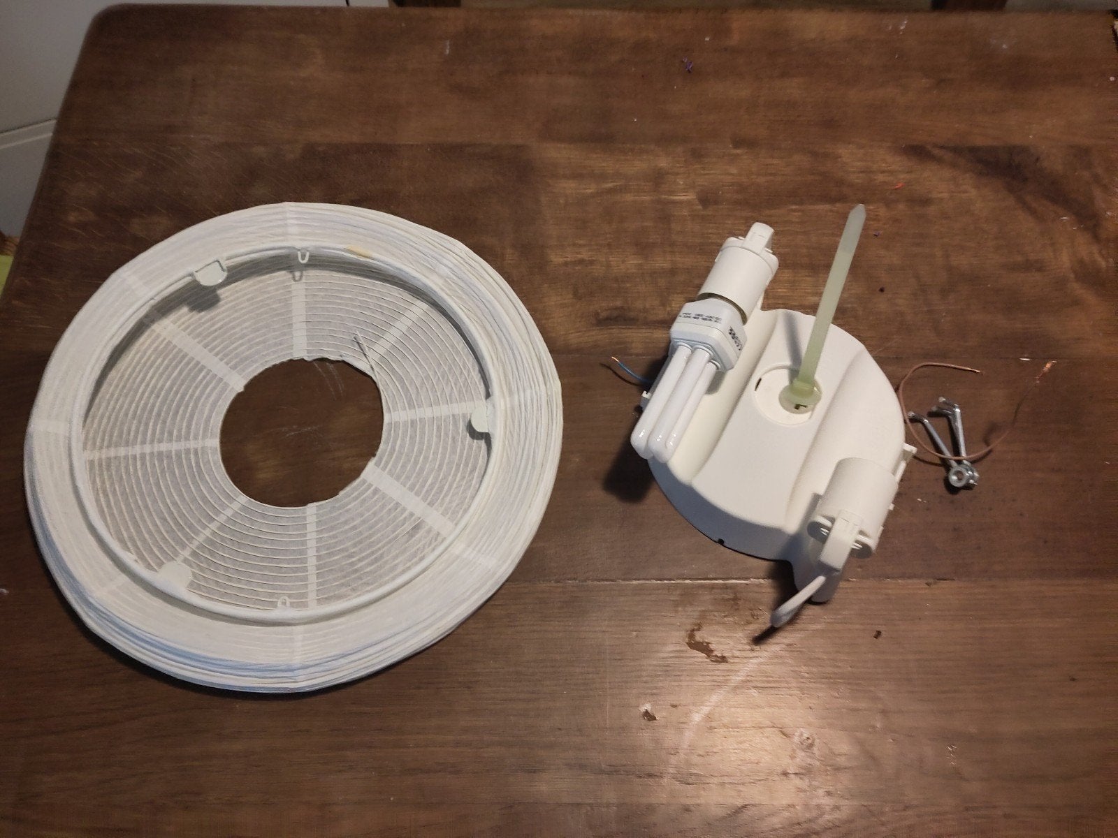 Plafondlamp voor doe het zelf project, Ophalen