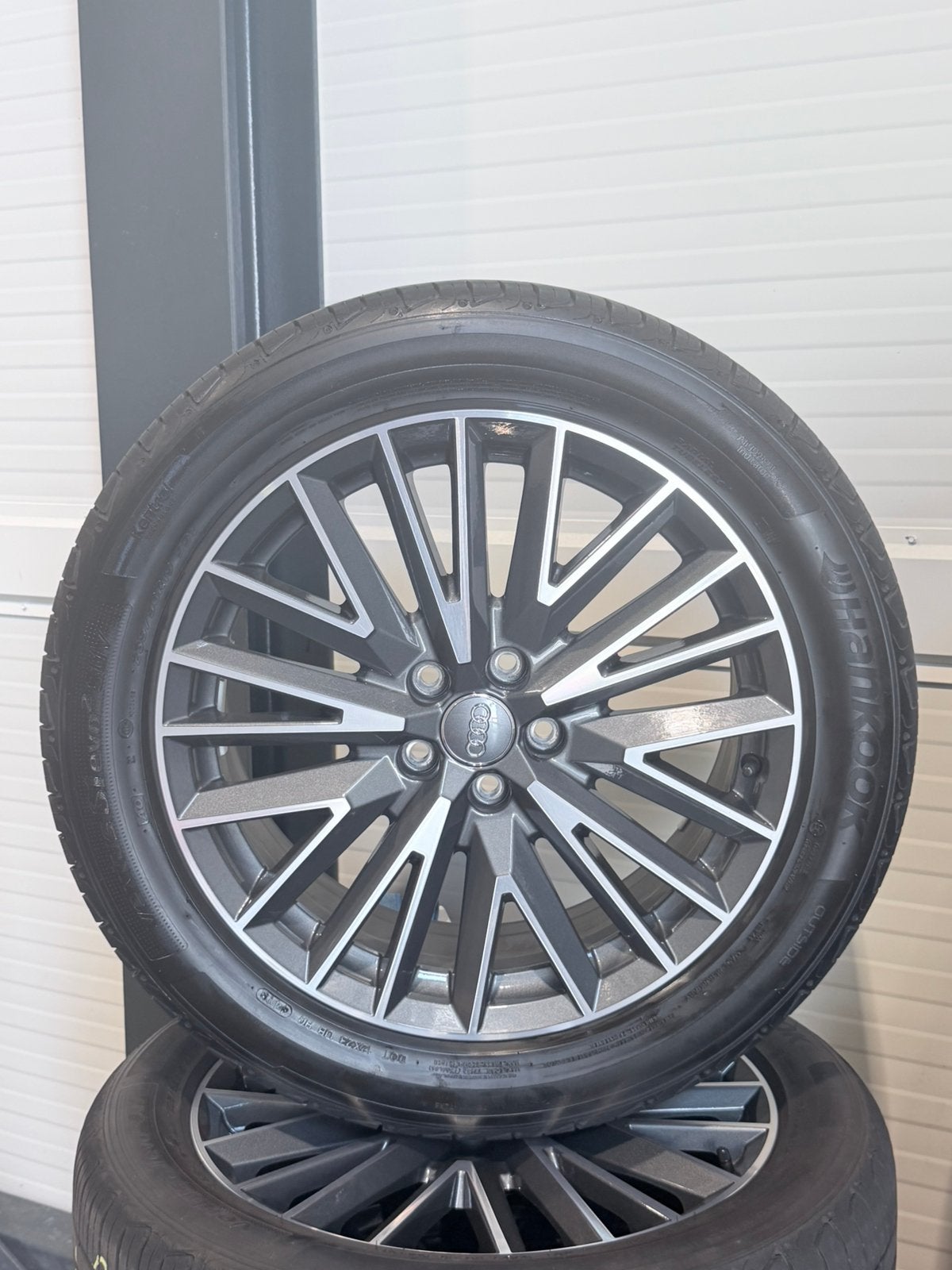 19” AUDI Q3 Velgen + Banden ZGAN, Auto diversen, Auto-accessoires, Ophalen, Zo goed als nieuw