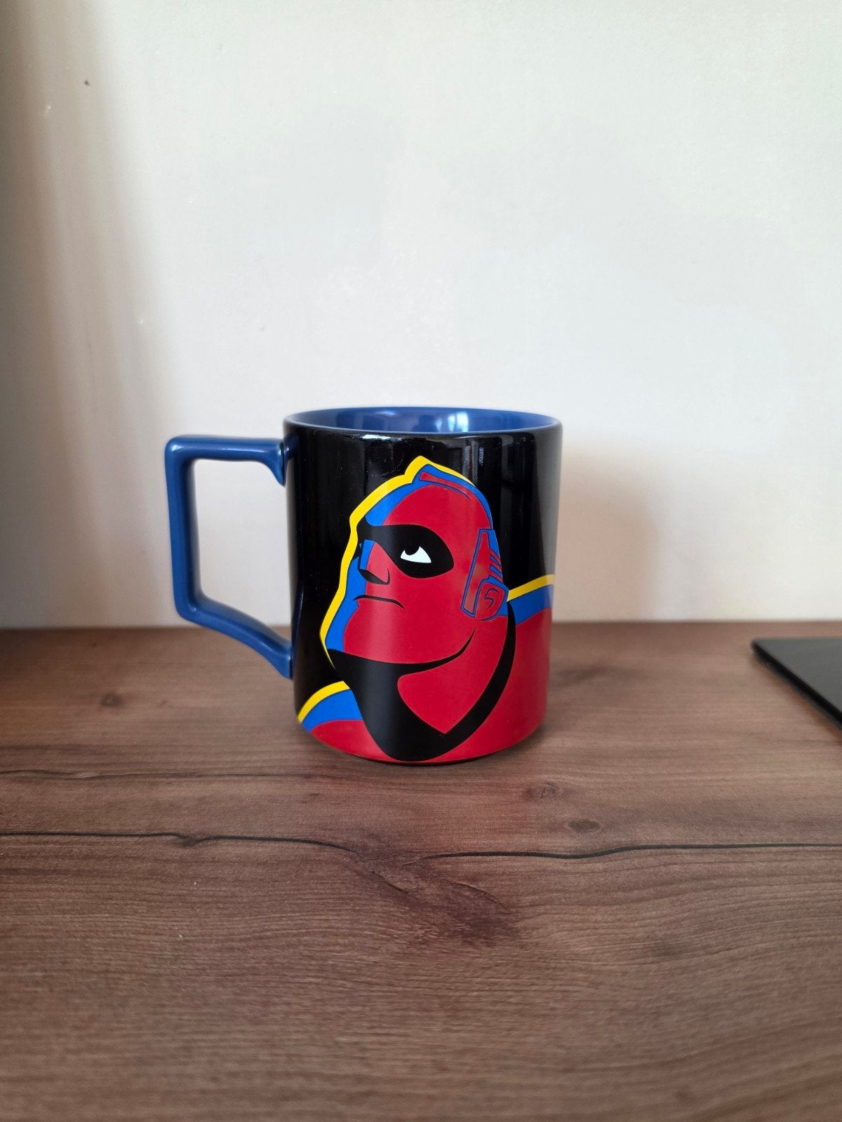 Disney The Incredibles mokken - Disneyland Parijs, Overige merken, Keramiek, Zo goed als nieuw, Mok
