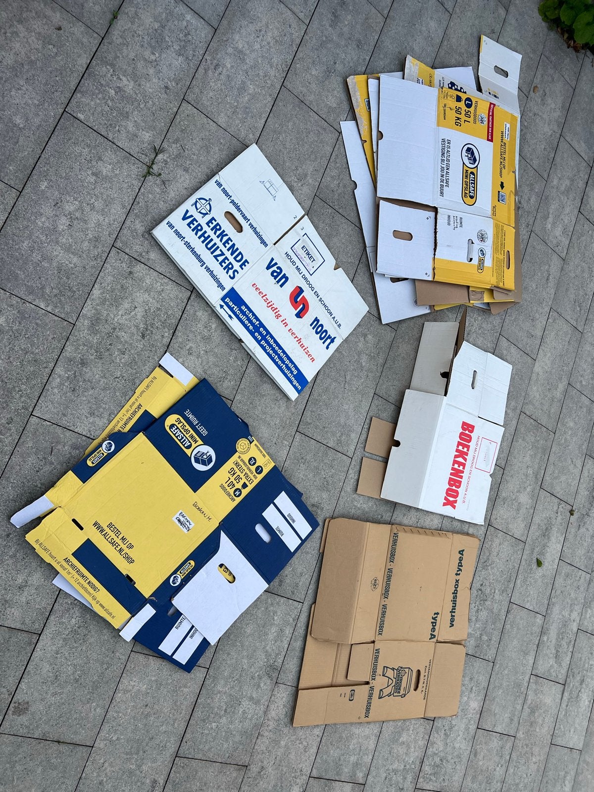 12 verhuisdozen, Overige materialen, Gebruikt, 50 tot 100 cm, Ophalen of Verzenden