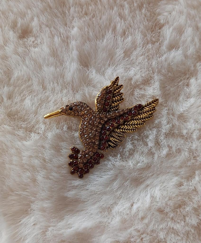 Vogel broche met steentjes, Overige materialen, 4 tot 7 cm, Nieuw, Ophalen of Verzenden