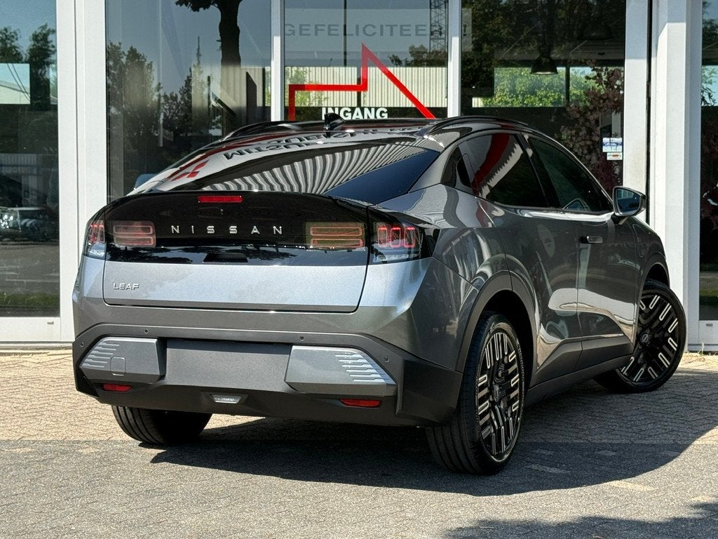 NISSAN Leaf 52 kWh Evolve | 445km WLTP | Leder | BOSE | App, Auto's, Nissan, Automaat, 12 maanden, Zwart, Leder