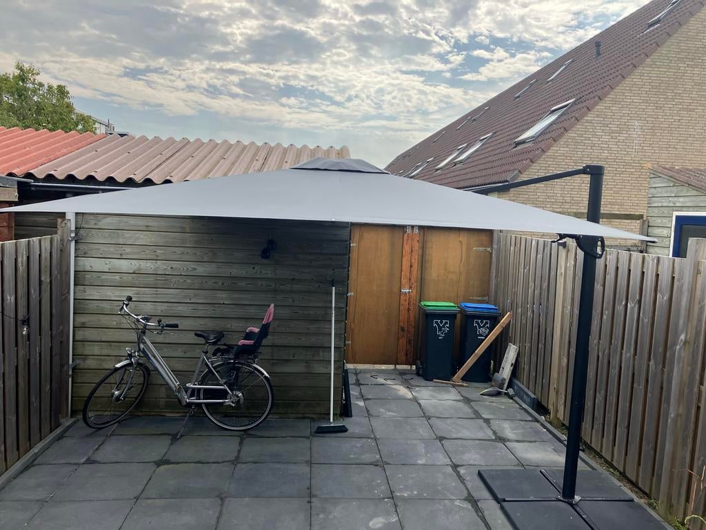 Zweefparasol 3 bij 3 van Hornbach, Gebruikt, Kantelbaar, Ophalen of Verzenden, Zweefparasol