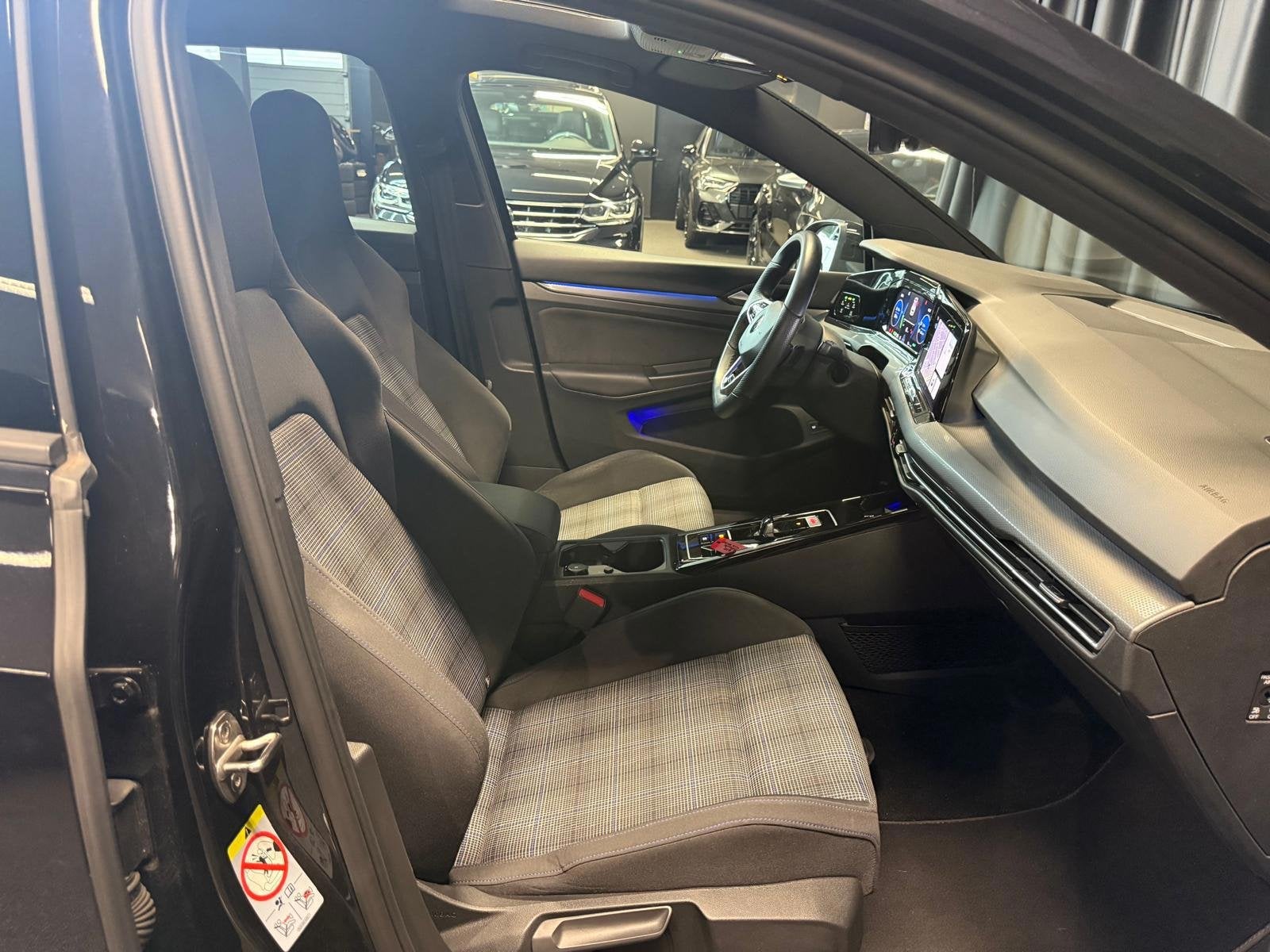 Volkswagen Golf 1.4 Ehybrid GTE 245 PK|Pano|Sfeer|Navi|Carpl, 12 maanden, Stof, Gebruikt, Euro 6