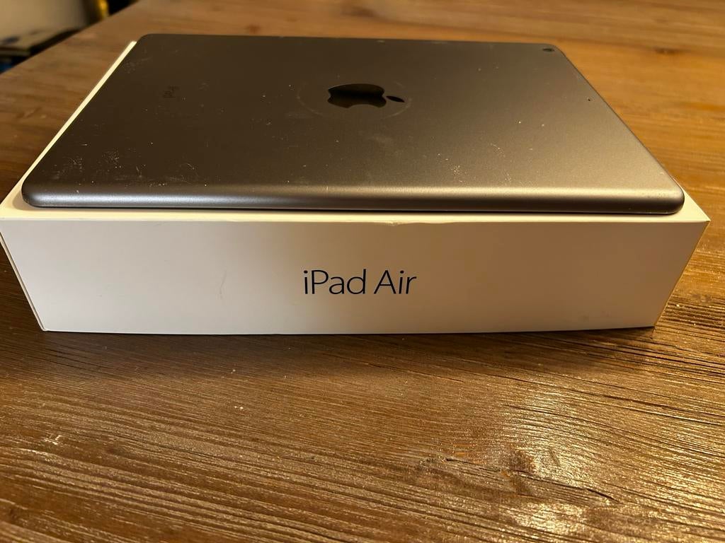 Apple iPad Air 32GB Space Gray Wi-Fi (A1474), Computers en Software, Apple iPads, 10 inch, Gebruikt, 32 GB, Apple iPad Air