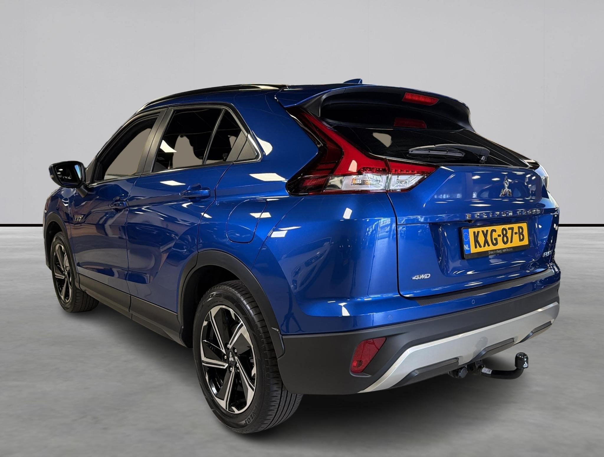Mitsubishi Eclipse Cross 2.4 PHEV First Edition Trekhaak, 36, Auto's, 14 kWh, Euro 6, 4 cilinders, Blauw