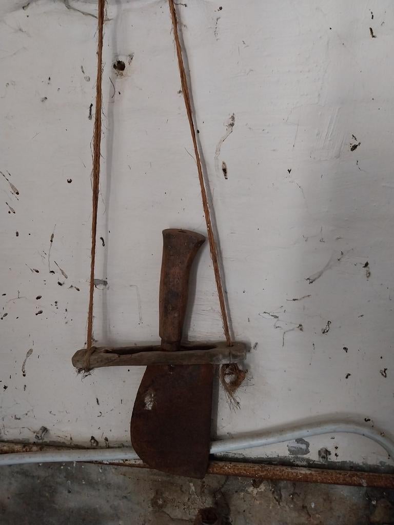 4 stuks :Oude zaag en hakmes etc, Antiek en Kunst, Ophalen