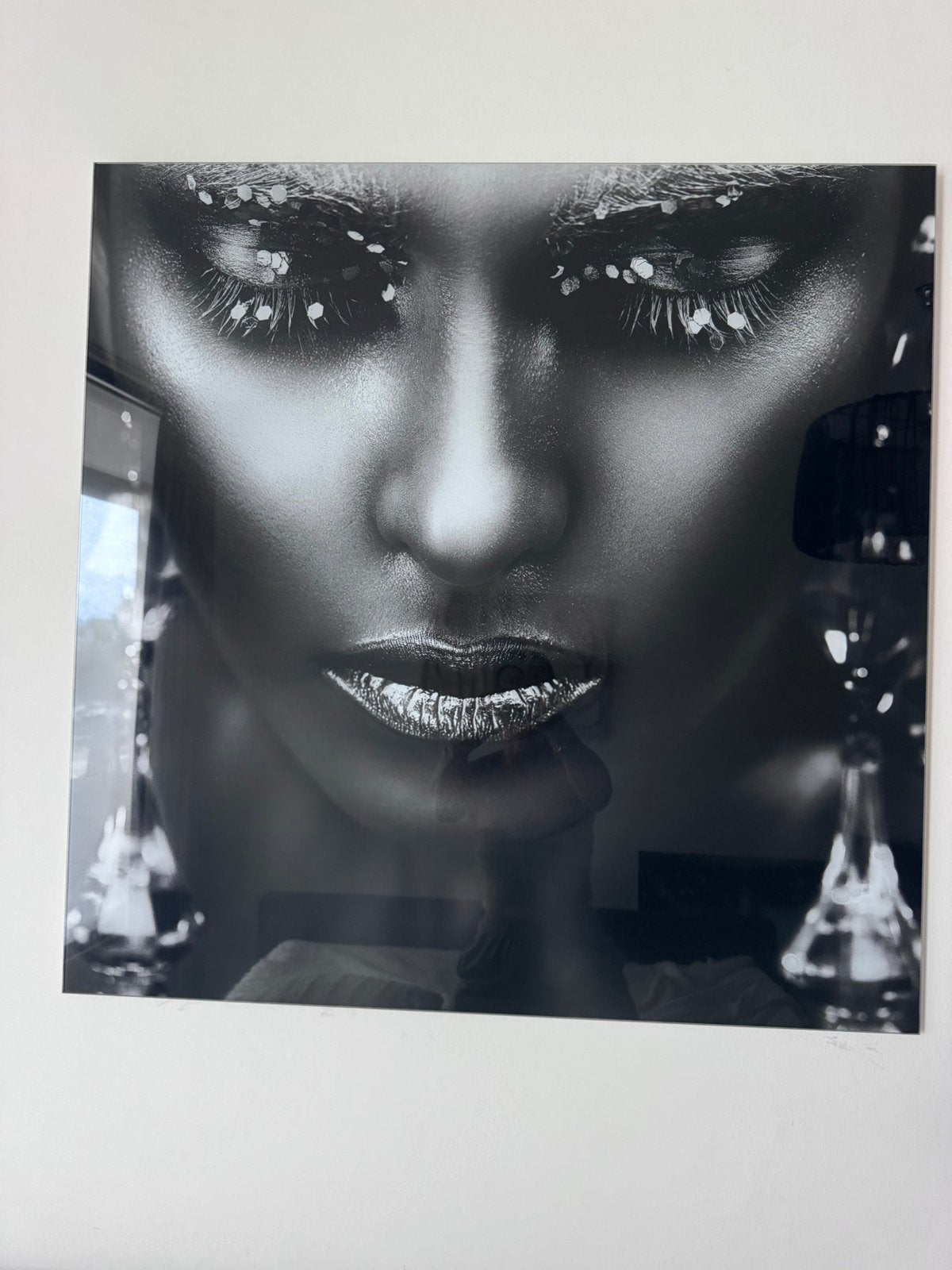 PURE LIVING schilderij glas grey head 80x80, Ophalen of Verzenden, Glas, Achter glas, Portret