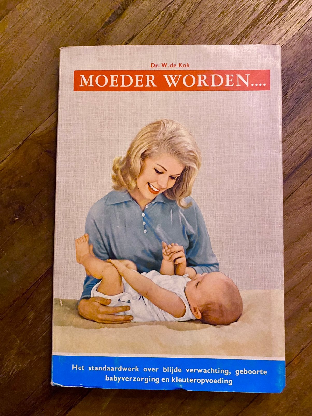 Moeder Worden - Dr. W. de Kok, Boeken, Zwangerschap en Opvoeding, Zo goed als nieuw, Zwangerschap en Bevalling, Ophalen of Verzenden
