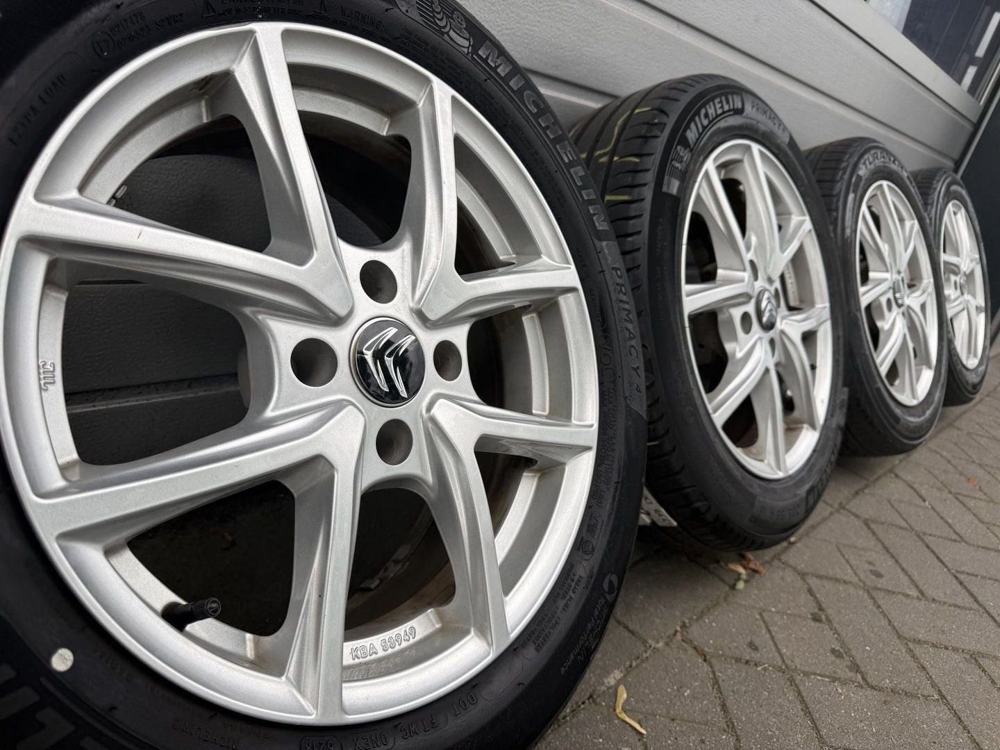16 Citroen C3 C4 Opel Corsa Peugeot 2008 208 Partner velgen, Gebruikt, -, Banden en Velgen, Zomerbanden