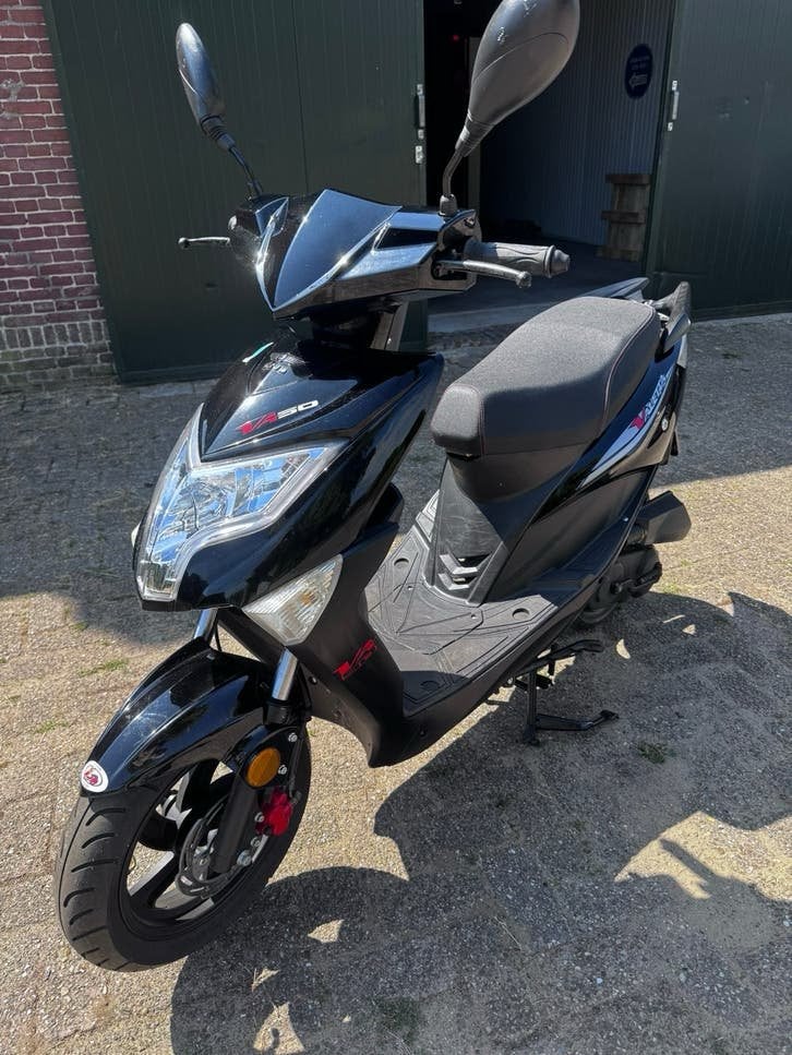 Vaste prijs € 350,-, Fietsen en Brommers, Zo goed als nieuw, Benzine, Ophalen, Overige merken