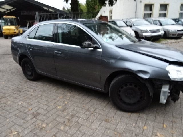VW Jetta BVY Bj 2008 2.0 FSI AUT 176000 km voor demontage., Gebruikt, -, Volkswagen, -