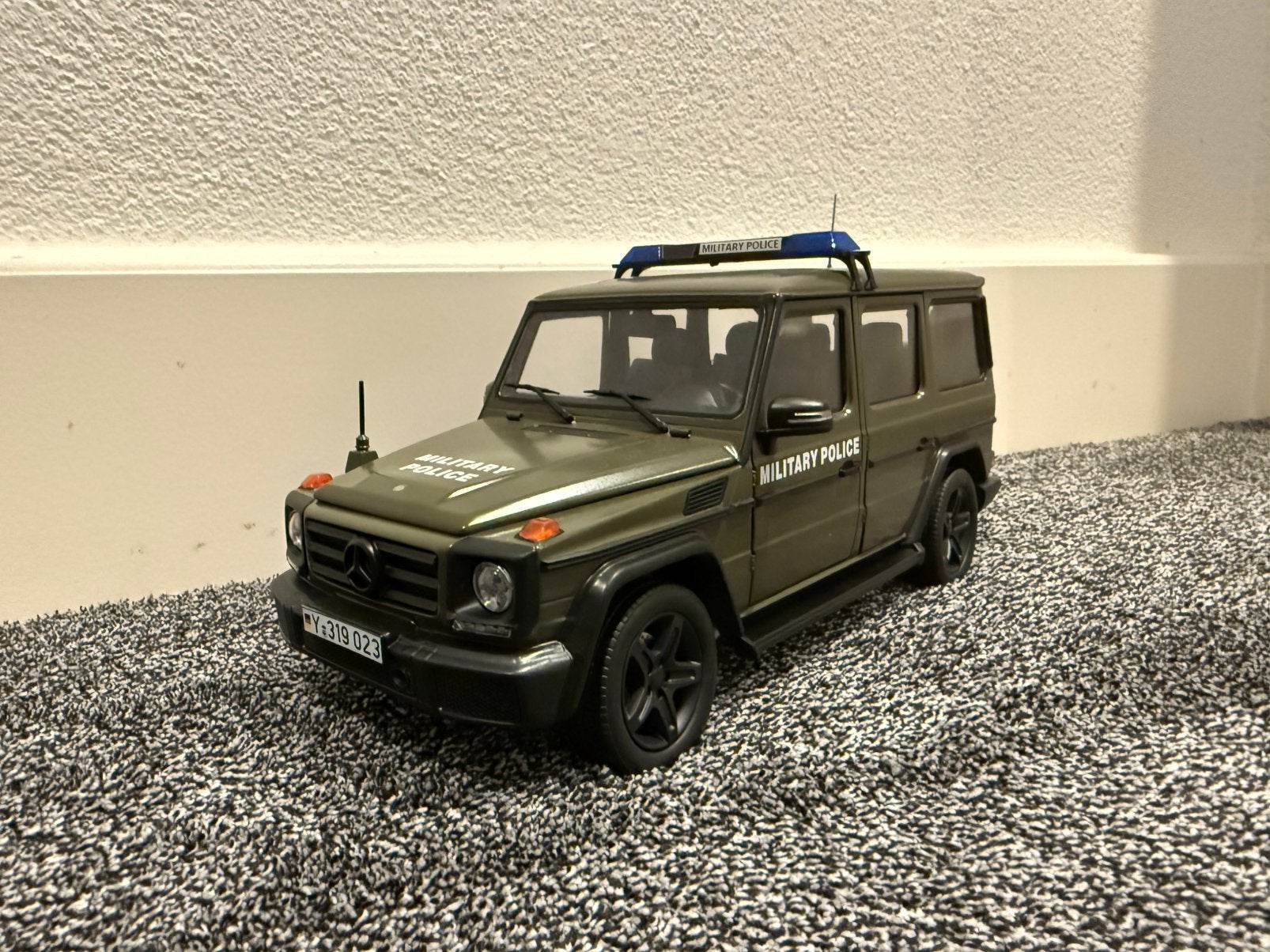 Mercedes Benz G-Klasse 2015 (W463) 1:18 iScale, Ophalen of Verzenden