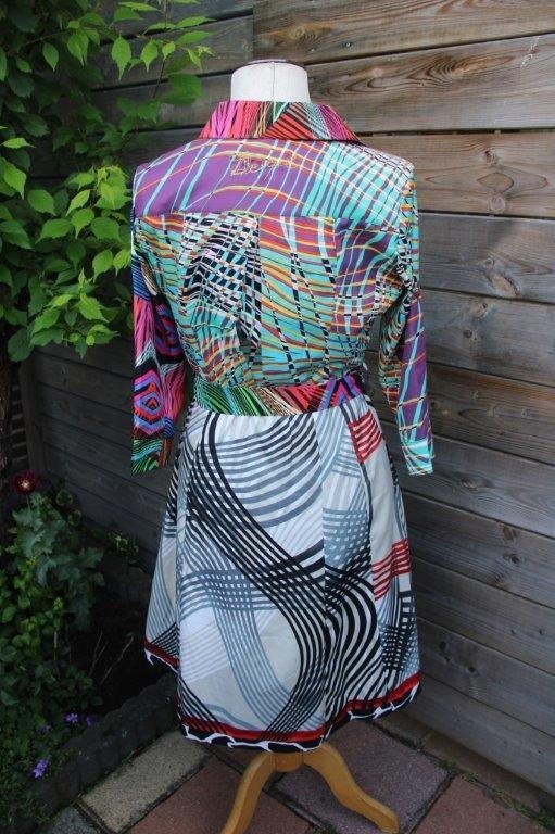 Doorknoopjurk gekleurd Desigual mt 40 Vaste prijs, Maat 38/40 (M), Overige kleuren, Ophalen of Verzenden, Zo goed als nieuw