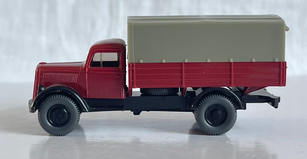 Wiking: Opel Blitz rood, Ophalen of Verzenden, Zo goed als nieuw, Auto, Wiking
