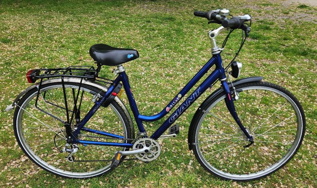 Kleinere sportieve Giant Jubilee damesfiets 21 versn.; 50cm, Ophalen, 28 inch, Gebruikt, Velgrem
