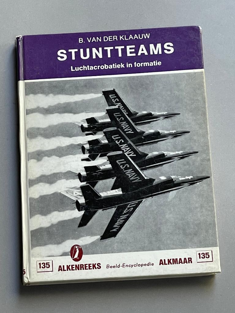 Stuntteams, Luchtacrobatiek in formatie - Alkenreeks nr 135