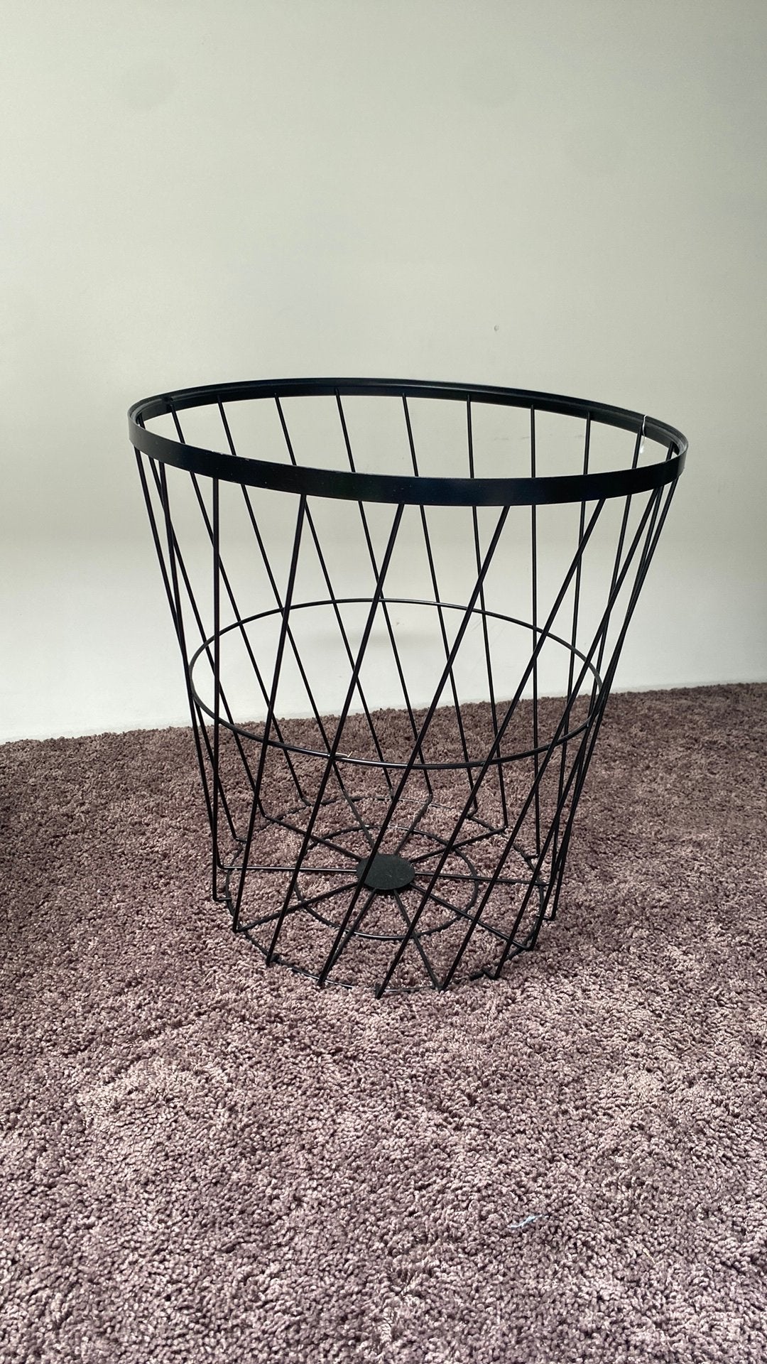 Leuke zwarte opbergmand. Zonder deksel zwart, Huis en Inrichting, Woonaccessoires | Schalen en Manden, Ophalen, Zo goed als nieuw