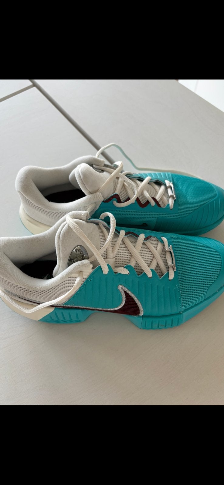 Nieuwe Nike dames pro padel / tennis schoenen 40, Ophalen of Verzenden, Zo goed als nieuw, Hardloopschoenen, Nike