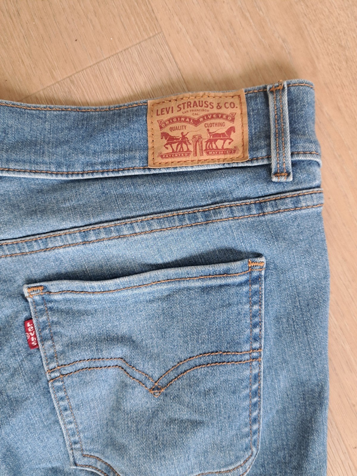 Zgan levi's skinny Model 311 maat W 32 L 32, Ophalen of Verzenden, Zo goed als nieuw, Blauw, W30 - W32 (confectie 38/40)