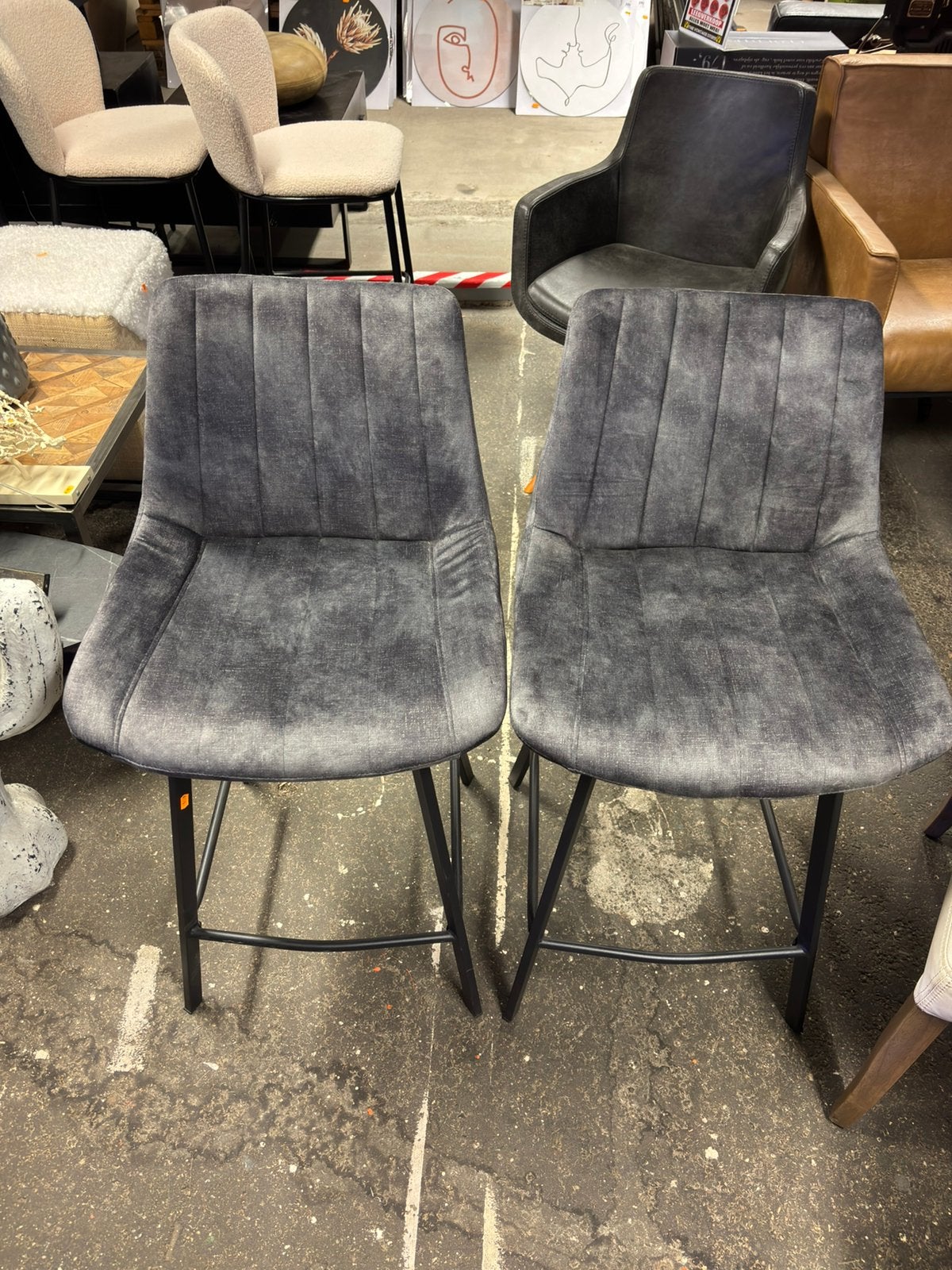 2 barkrukken grijs velours B50 L50 H95, Roxxz design, 60 tot 90 cm, Ophalen of Verzenden, Zo goed als nieuw