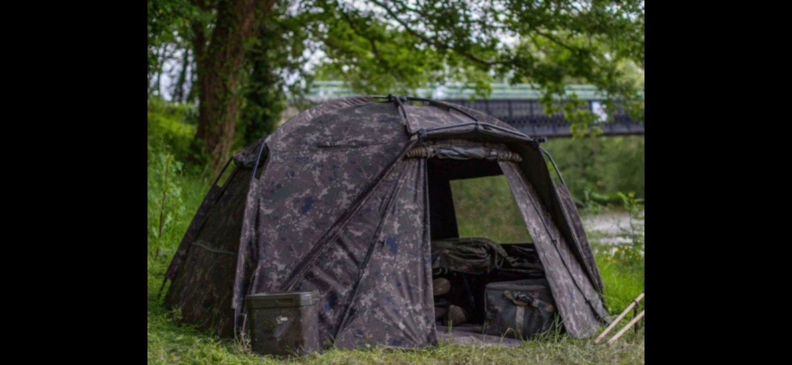 Nash titan hide camo pro., Caravans en Kamperen, Tenten, Ophalen of Verzenden, Zo goed als nieuw