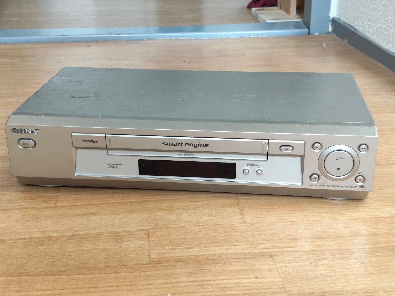 Sony SLV-SE730 VHS-speler - Zonder Afstandsbediening, Ophalen of Verzenden, Zo goed als nieuw, VHS-speler of -recorder