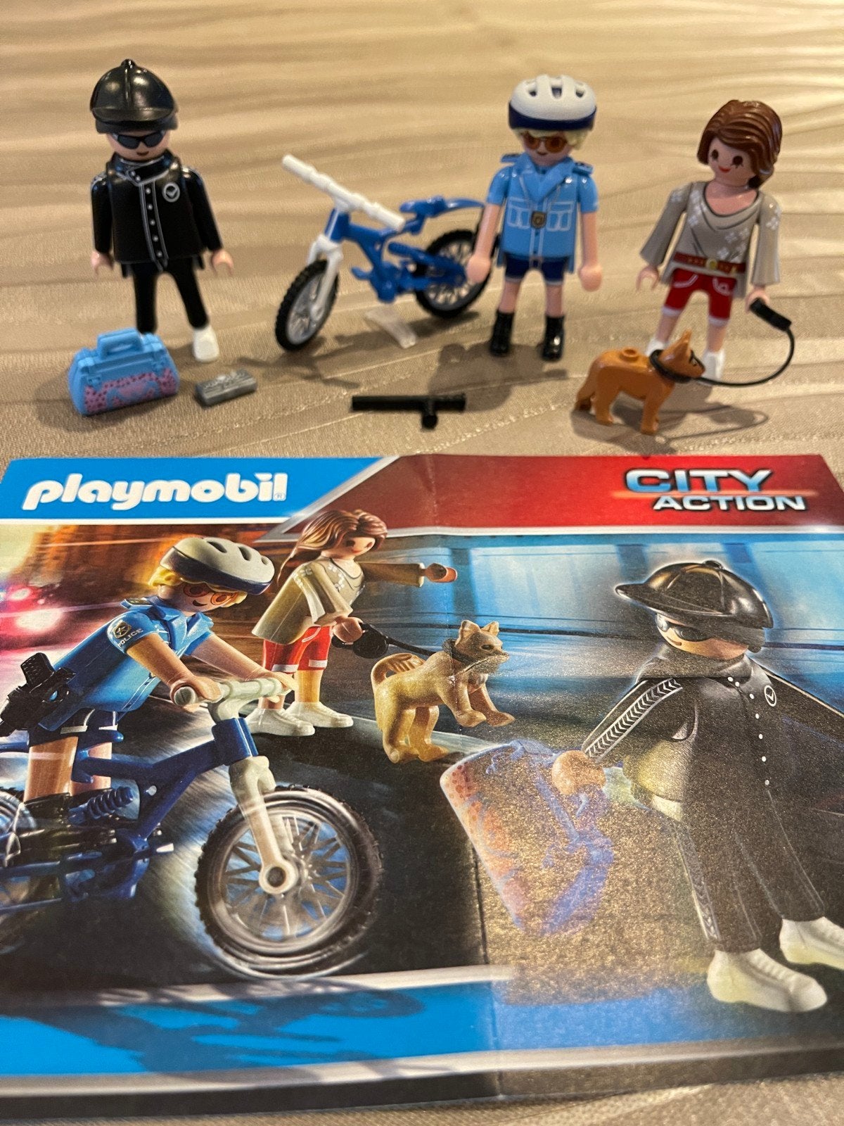 Playmobil 70573 achtervolging van de zakkenroller, Complete set, Ophalen of Verzenden, Zo goed als nieuw, Figuren