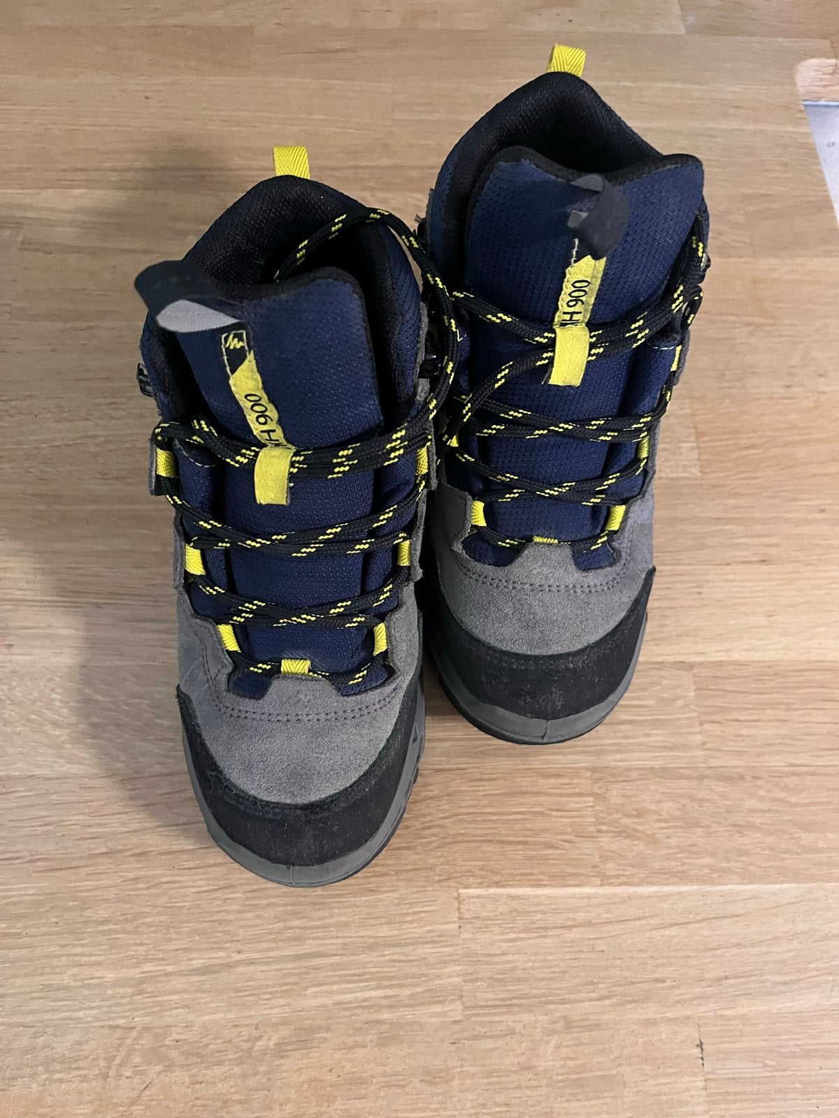 Quechua Wandelschoenen Maat 31 (MH900) - Zo goed als nieuw, Ophalen, Zo goed als nieuw, Schoenen