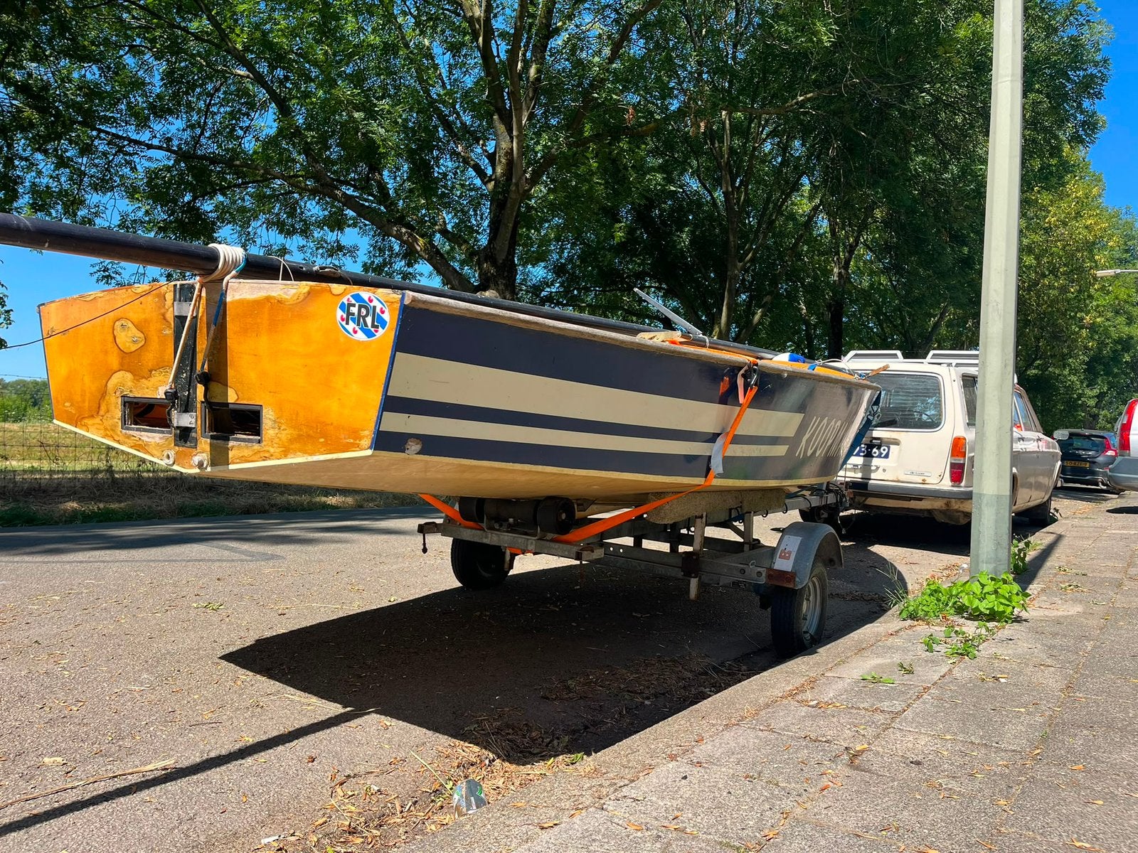 Sportieve Schakel - zeilboot met trailer, Watersport en Boten, Ophalen, Gebruikt