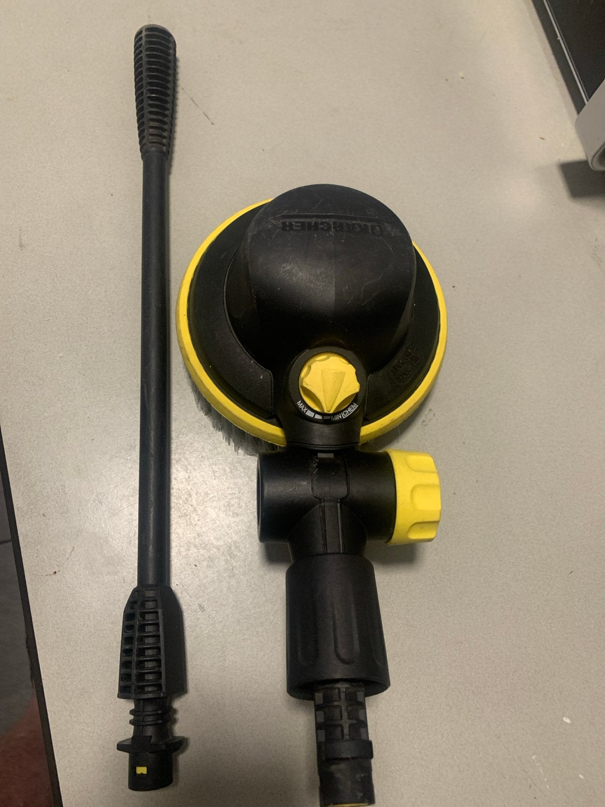 Kärcher T-Racer T 350 Oppervlaktereiniger met Borstel, Ophalen of Verzenden, Zo goed als nieuw, Met regelbare waterdruk